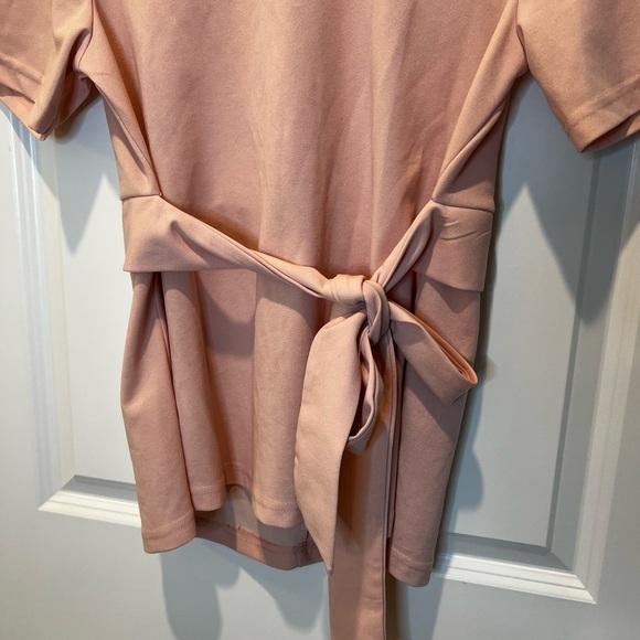 Shein Pink Short Sleeve Blouse Size Medium - Picture 5 of 9